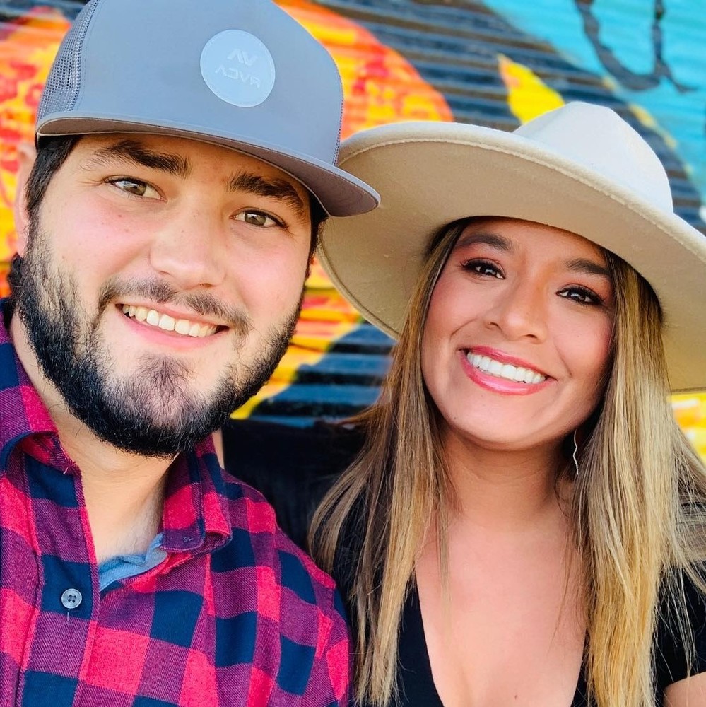 Meet your Posher, Eva